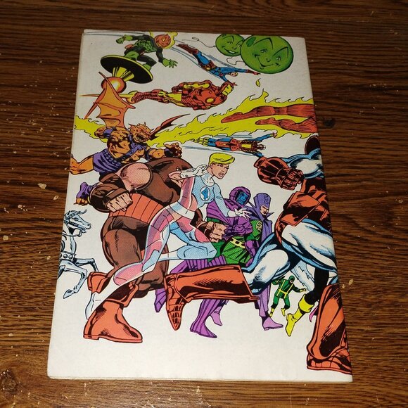 Official Handbook of Marvel Universe Deluxe #6 Human Torch to Ka-Zar - Picture 2 of 3